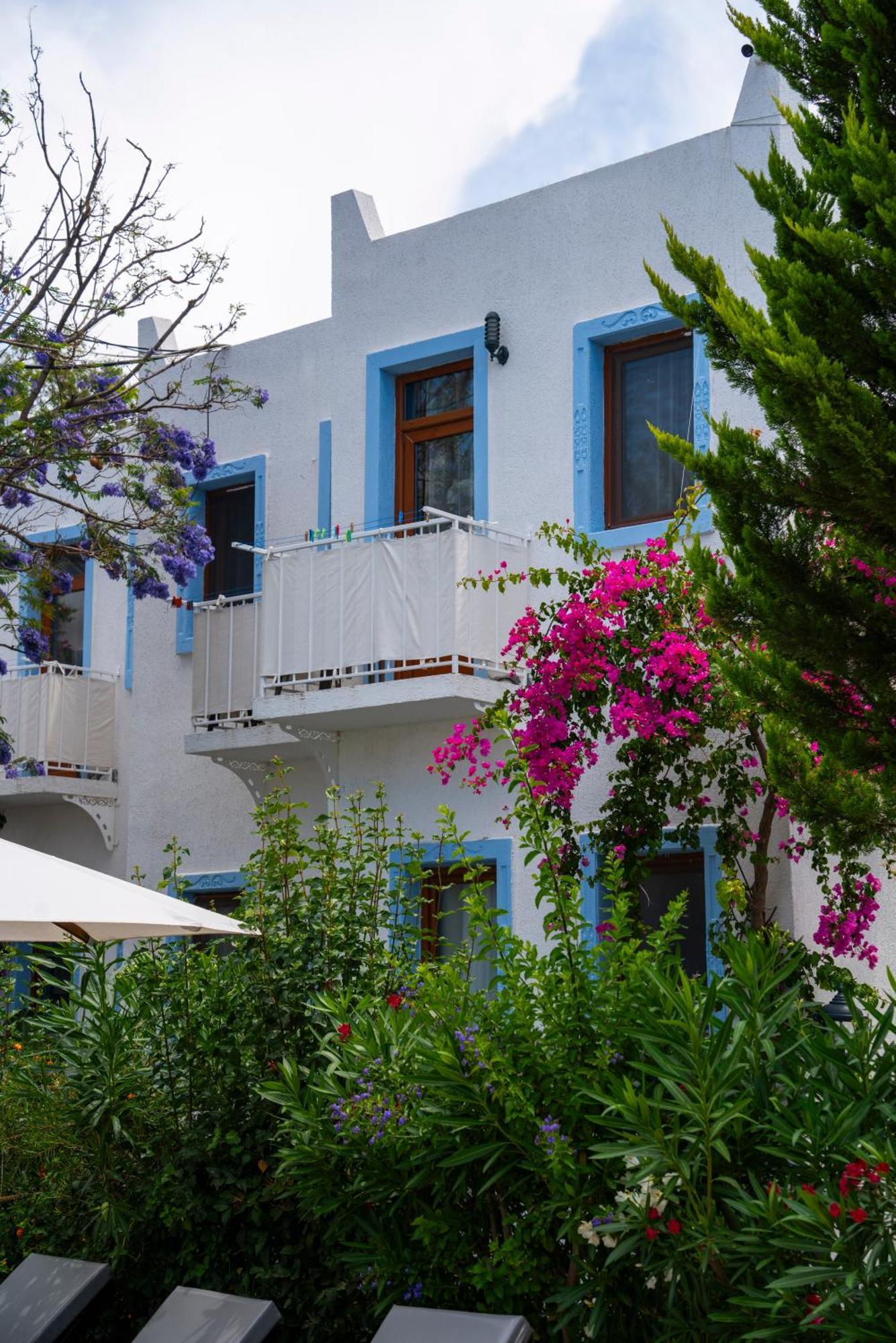 Manuela Boutique Hotel Bitez Bagian luar foto